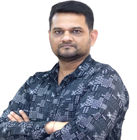 Harikrishna Kundariya Headshot